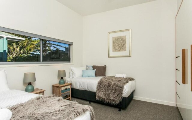 Koko's Beach House 3