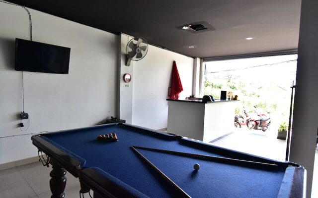 French Connection Hotel