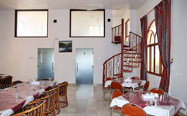 Al Hoota Rest House