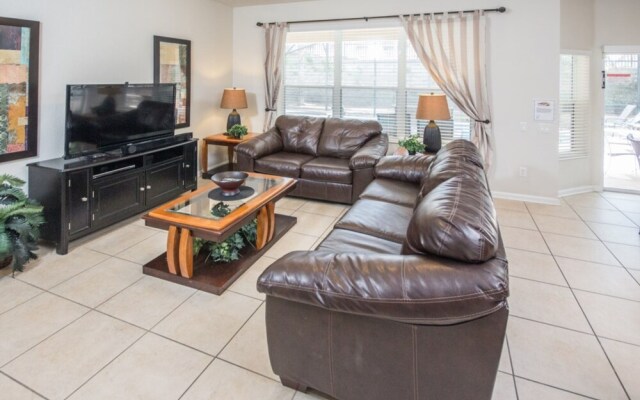Windsor Hills 2548