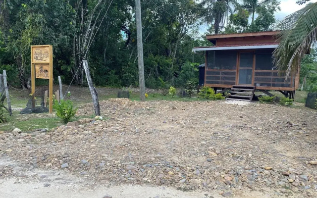 Howler Jungle House