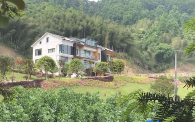 Yundu Lin'an Mountain Wild Resort Homestay (Daming Mountain Fengzhigu Branch)