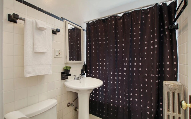 Ideal 1BR Apt - Cullom C2