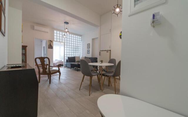 Piraeus_Faliro_Cosy apartment