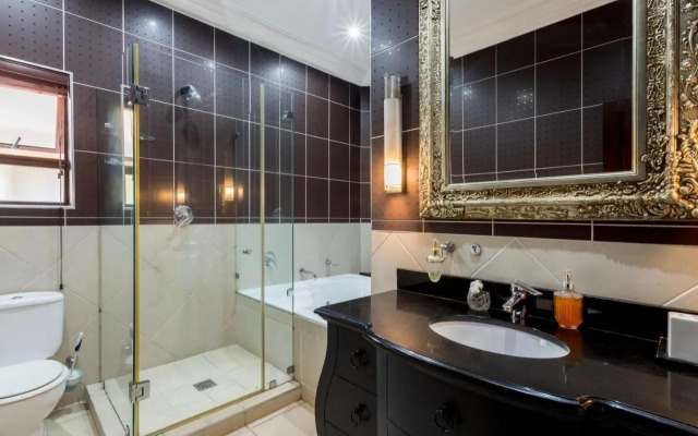 9 The Pin – Zimbali 6 Bedroom