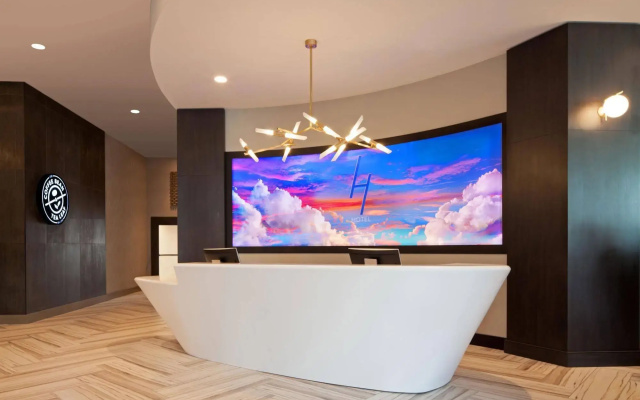 H  Los Angeles, Curio Collection by Hilton