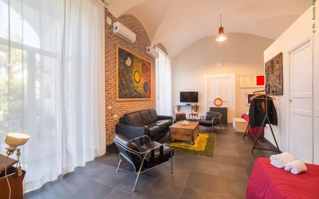 The Bellini House