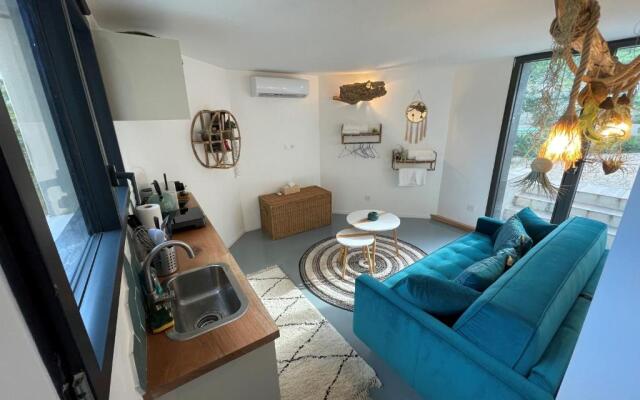 Bulle de Detente Avec Jacuzzi (Adults Only)