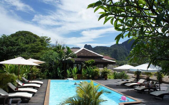 Villa Vang Vieng Riverside