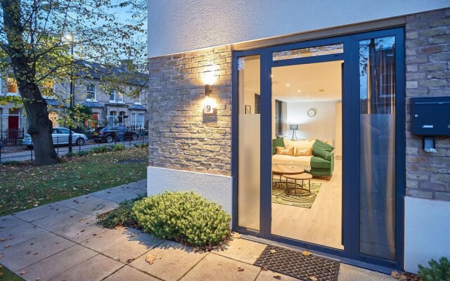 Host Stay Fern in York