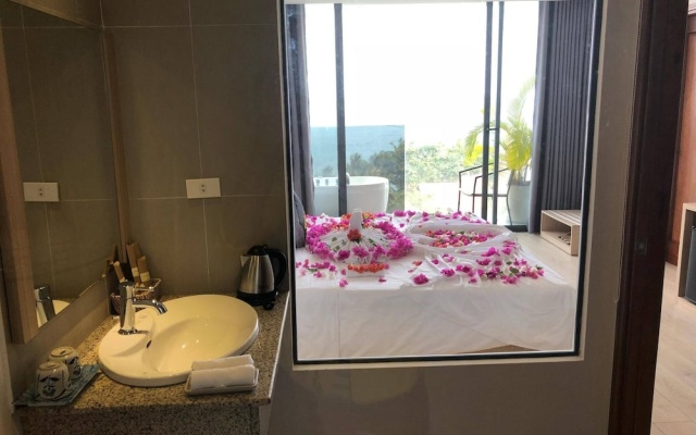 Nha Trang Harbor Apartments & Hotel – Guest Rooms – Nha Trang