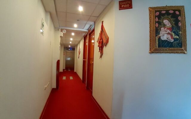 Salones Del Inca Hotel
