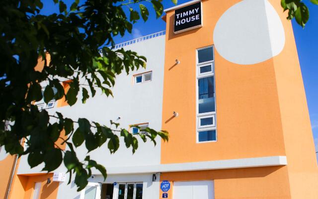 Yang Yang Timi House Pension