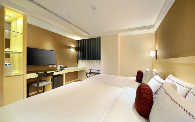 Shiny Ocean Hotel