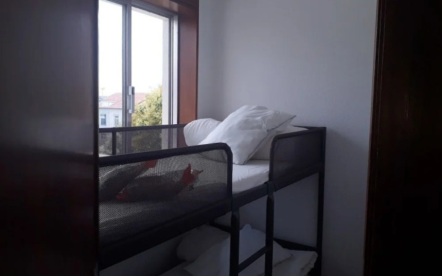 Aslep, Private Rooms in a Hostel