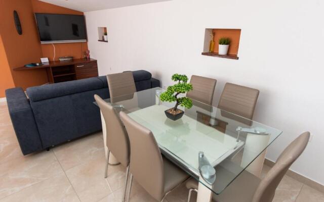 Apartments Villa Monique