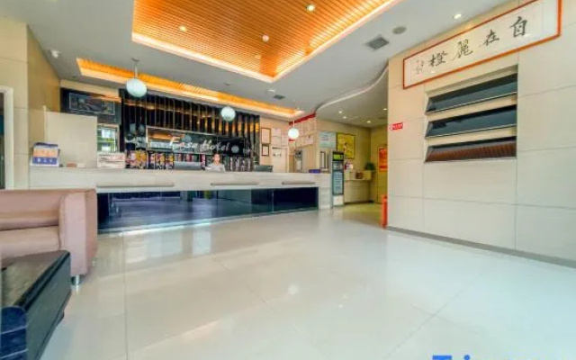 MengDao Holiday Hotel(Yichang China Three Gorges University)
