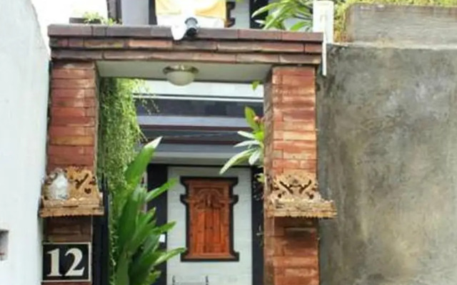 Lucky Family House