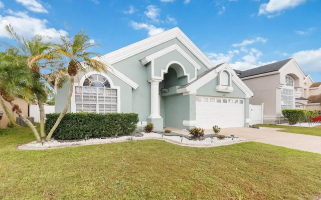 Fascinating Private Pool and Game-room, Near Disney!!