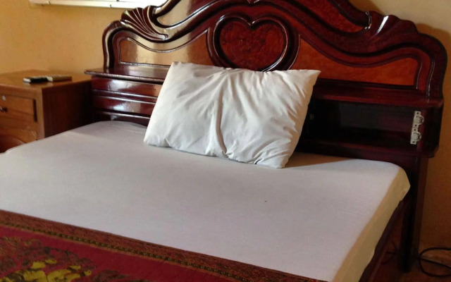 White River II Hostel
