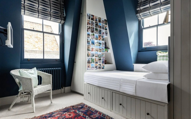 Westover Road III by Onefinestay