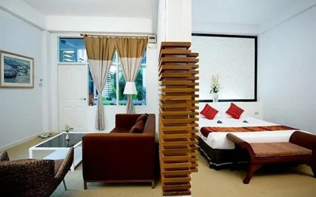 RoomQuest Pratunam Yesterday's Photo Hotel