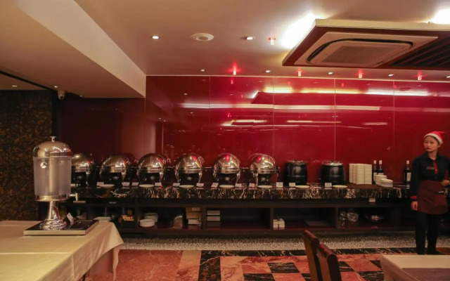 Bizz The Hotel