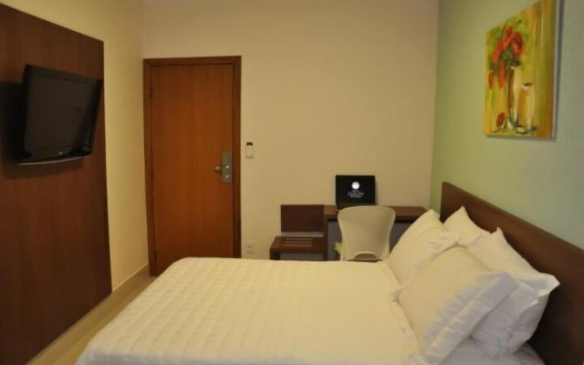 Hotel Saron