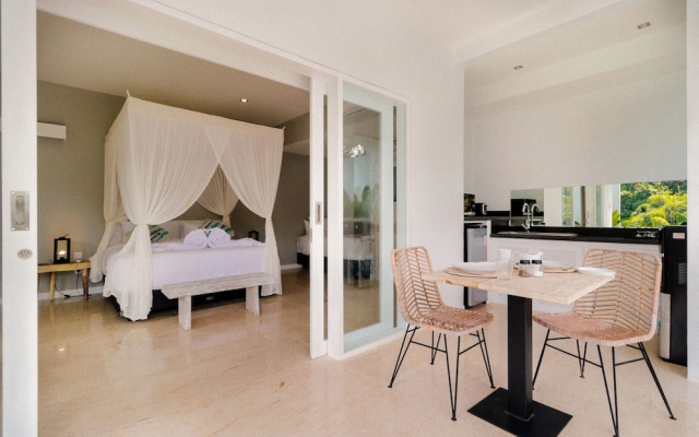 Limitless Jungle Villas Complex, 5 BR, Ubud With Staff – Guest Rooms – Kemenuh
