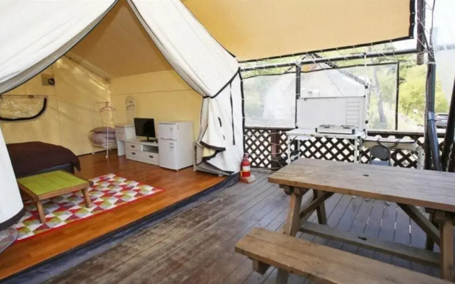 Chengyang Goun Healing Glamping
