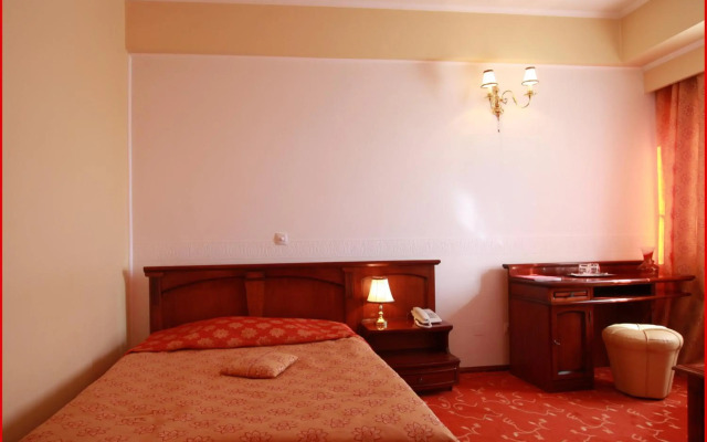 Hotel Mara