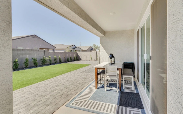 Maricopa Home w/ Yard - 1 Mi to Harrahs Casino!