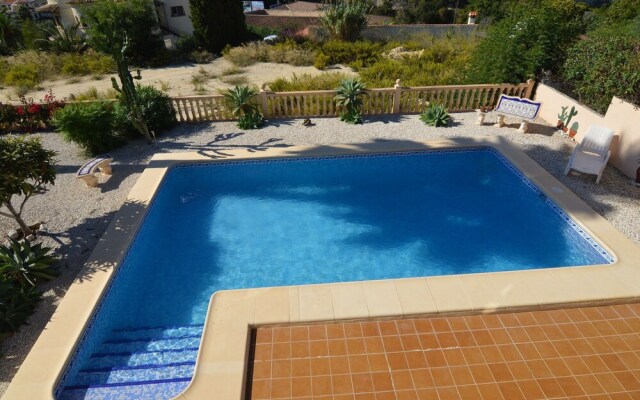 Spacious Villa in El Baladrar with Swimming Pool