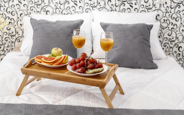 LetoApart (ЛетоАпарт) на улице  Революции 1905 года 35