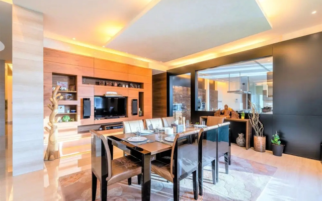 Ultimate Luxury sea front villa with private pool Palm Jumeirah