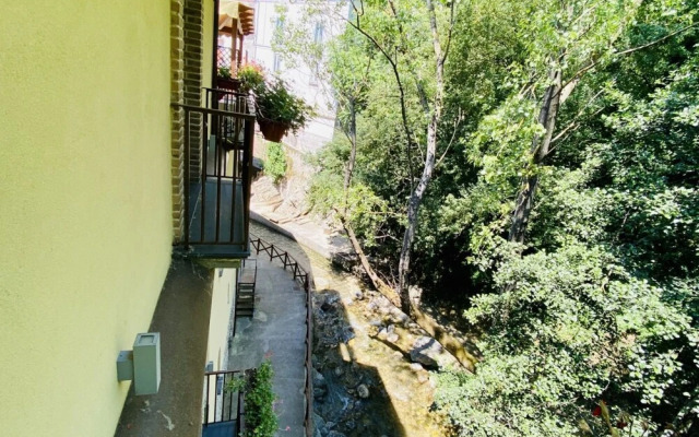 Campagna Waterfalls View Suites