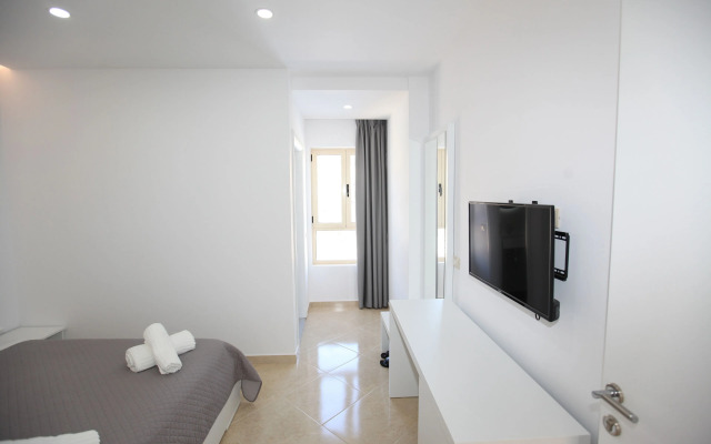 Nika Hotel
