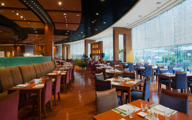 Holiday Inn Chengdu Century City-WestTower by IHG