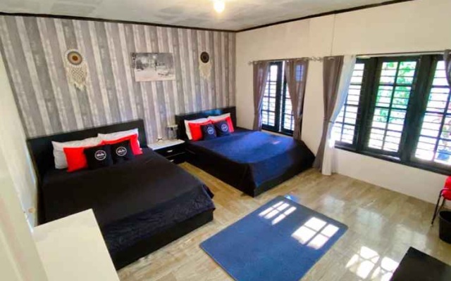Villa Khoo – Guest Rooms – Cisarua
