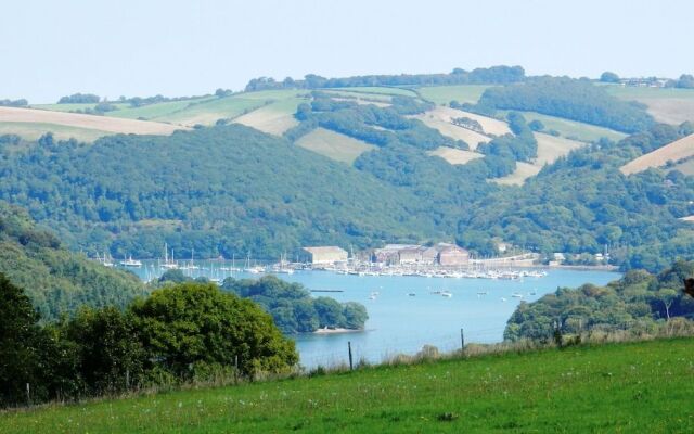Sheena's Dartmouth Chalets