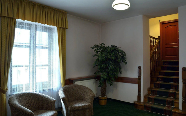 Nobilton Hotel