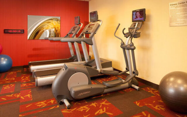 Courtyard Boston Waltham