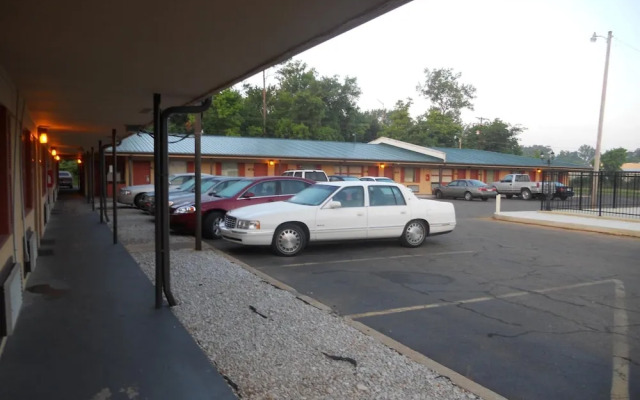 Holiday Terrace Motel