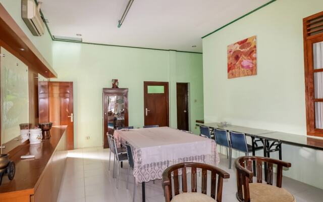 NIDA Rooms Gang Merpati Condong Catur