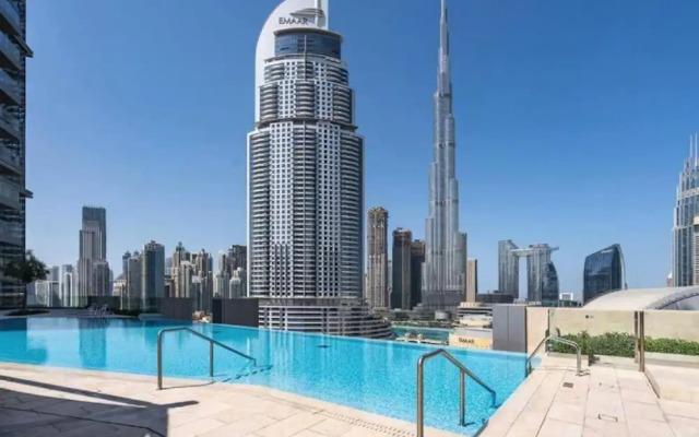 DXB - Boulevard Point - 5602 - DT