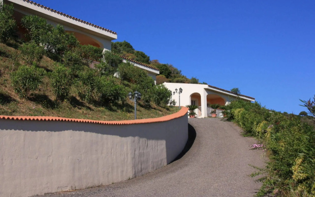 Hotel Pedra Ruja