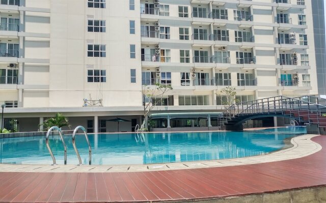 Contemporary Studio Room at Casa De Parco Apartment