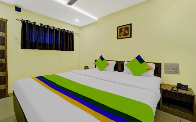 Treebo Surya Comforts, 200 Mtrs From Kolhapur Railway Station