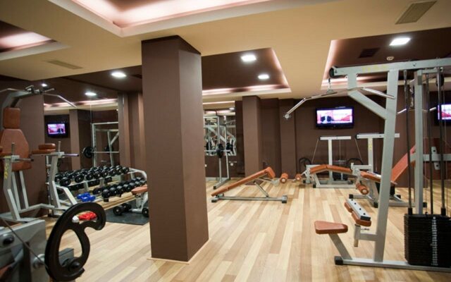 Apart-Hotel "Bendita-Mare"