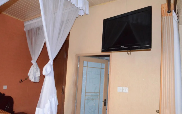 Stedmak Suites and Annexe